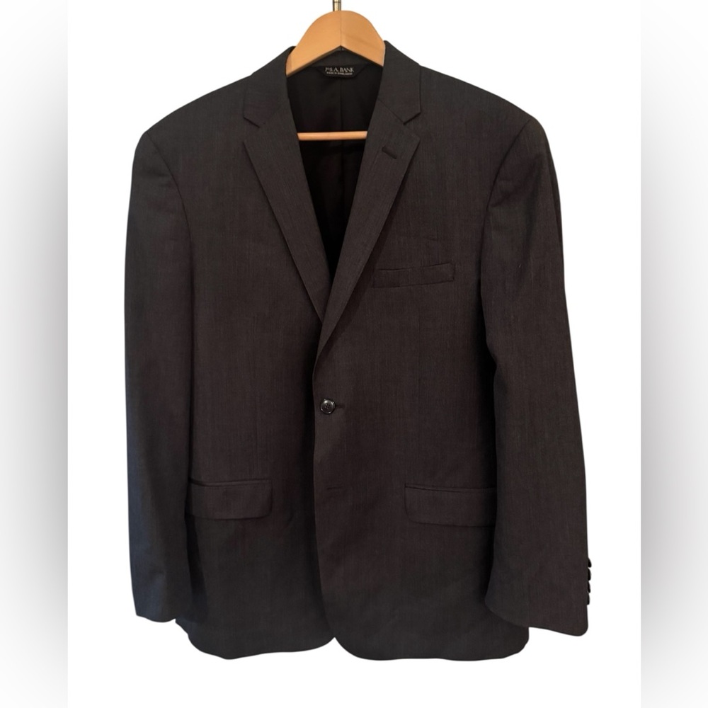 Jos A Bank Men’s Charcoal Gray Suit Jacket size 42R EUC